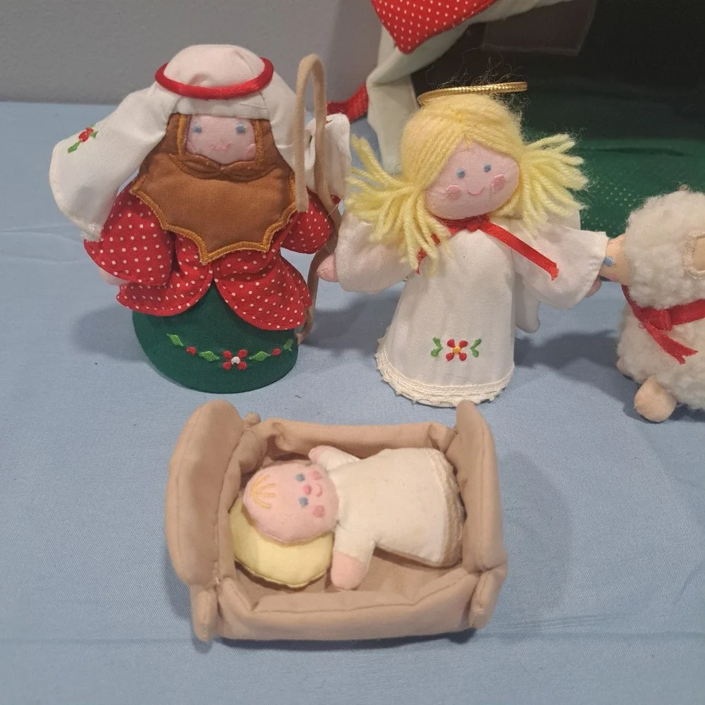 VTG House of Hatten Fabric Nativity Set Soft Sculpture Creche Christmas Decor‎